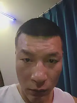 Snapshot of AAASuck chatting on 11.21.25 AAASuck online show from 11.21.25