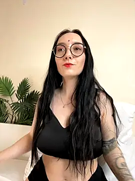 Snapshot of Jinhee_Tiny chatting on 09.10.25 Jinhee Tiny online show from 09.10.25