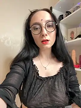 Snapshot of Jinhee_Tiny chatting on 10.07.25 Jinhee Tiny online show from 10.07.25