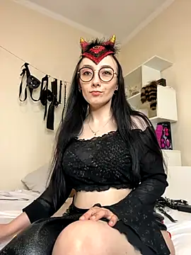 Snapshot of Jinhee_Tiny chatting on 10.28.25 Jinhee Tiny online show from 10.28.25