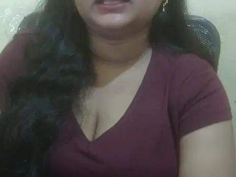 Saniya K online show from 10.28.25