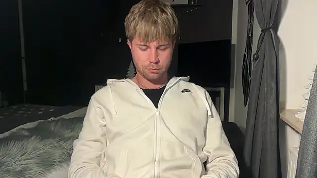 Snapshot of RioBlaze chatting on 02.05.26 RioBlaze online show from 02.05.26