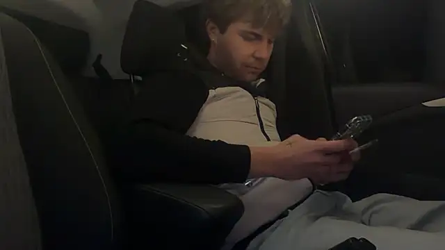 Snapshot of RioBlaze chatting on 03.04.26 RioBlaze online show from 03.04.26