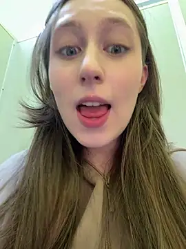FroggyAnna online show from 05.21.26