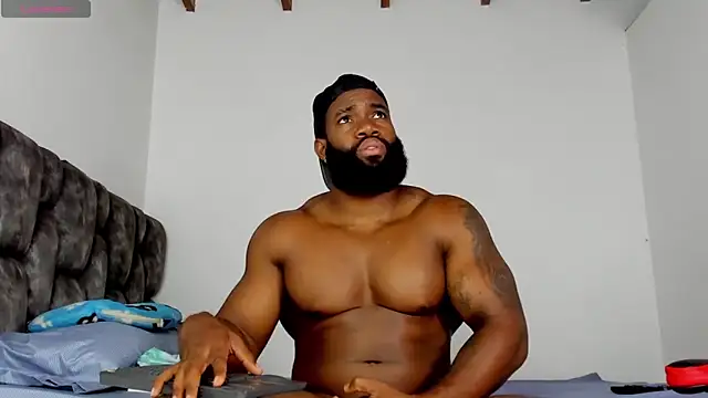 Snapshot of james_musclebbc chatting on 03.01.26 james musclebbc online show from 03.01.26