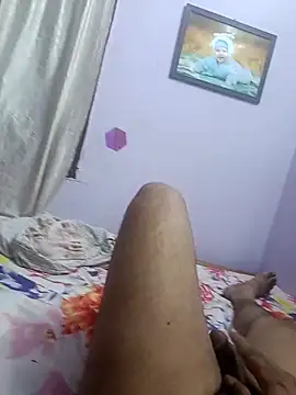 Snapshot of maddy3108 chatting on 09.12.25 maddy3108 online show from 09.12.25