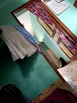 maddy3108 online show from 12.15.25