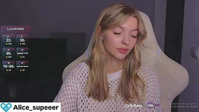 Snapshot of Alice_super_ chatting on 09.18.25 Alice super online show from 09.18.25
