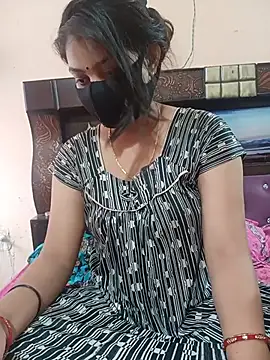 Priyanka Pal online show from 05.15.26