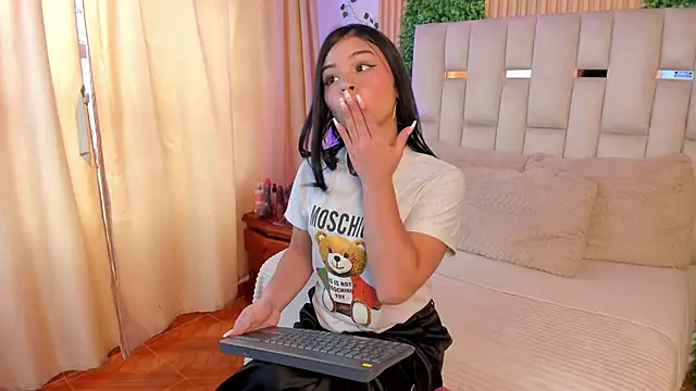 Jade Nmm online show from 05.19.26