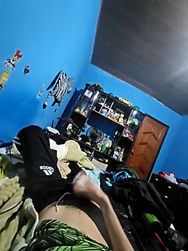 Snapshot of boysafado2521 chatting on 09.25.25 boysafado2521 online show from 09.25.25