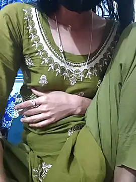 maya-Couple19 online show from 12.20.25