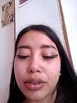 Snapshot of Viioleett_cum chatting on 10.04.25 Viioleett cum online show from 10.04.25