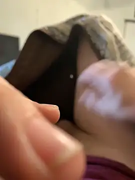 Snapshot of Allinside666 chatting on 11.19.25 Allinside666 online show from 11.19.25