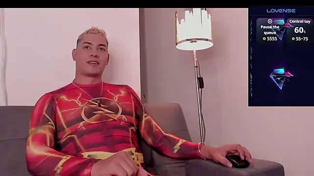 Snapshot of StephanMyers chatting on 09.27.25 StephanMyers online show from 09.27.25