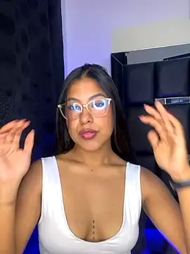 Kendra C online show from 10.19.25