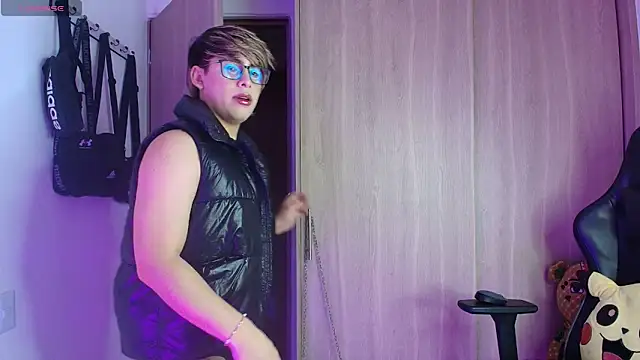 brunothompson3 online show from 10.13.25