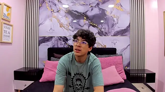 Desire Ecstasy online show from 02.04.26