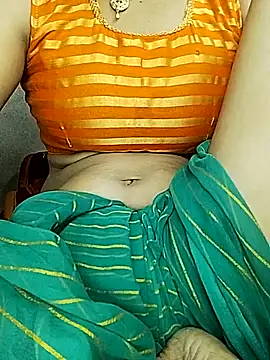 Snapshot of Hut_rotu_cute chatting on 05.31.26 Hut rotu cute online show from 05.31.26