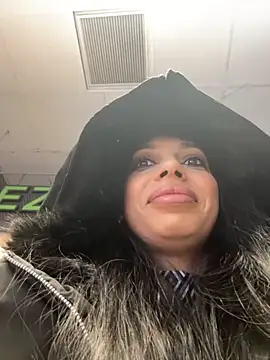 Bella Vixen  online show from 11.06.25