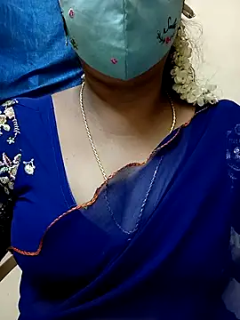 Snapshot of sushma26 chatting on 06.26.26 sushma26 online show from 06.26.26
