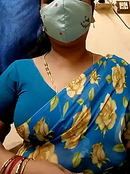 Snapshot of sushma26 chatting on 07.27.26 sushma26 online show from 07.27.26