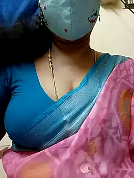 Snapshot of sushma26 chatting on 07.29.26 sushma26 online show from 07.29.26