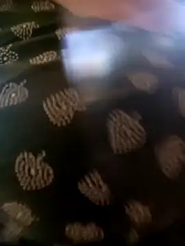 Snapshot of CUTGIRL76 chatting on 12.17.25 CUTGIRL76 online show from 12.17.25