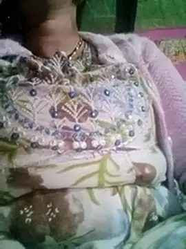 Snapshot of CUTGIRL76 chatting on 12.18.25 CUTGIRL76 online show from 12.18.25