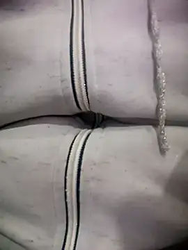 Snapshot of CUTGIRL76 chatting on 12.20.25 CUTGIRL76 online show from 12.20.25