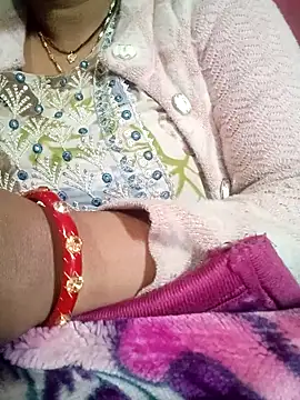 Snapshot of CUTGIRL76 chatting on 01.08.26 CUTGIRL76 online show from 01.08.26