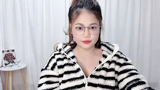 Dec-7758 online show from 11.16.25