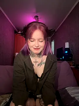 n1ghtcloud online show from 10.10.25