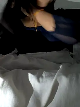 queenbuggi online show from 02.21.26