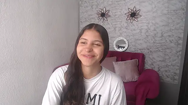 Evagirl69 online show from 10.28.25