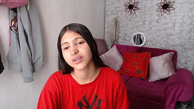 Evagirl69 online show from 12.17.25