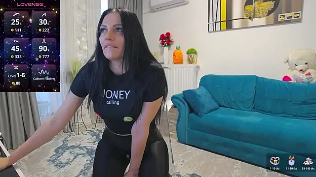 Snapshot of ScarletTemptations chatting on 11.30.25 ScarletTemptations online show from 11.30.25