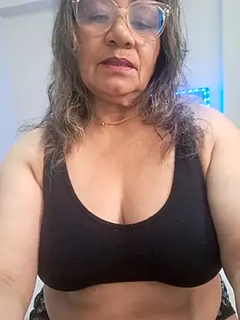 Snapshot of Vickysweeeettt chatting on 03.02.26 Vickysweeeettt online show from 03.02.26