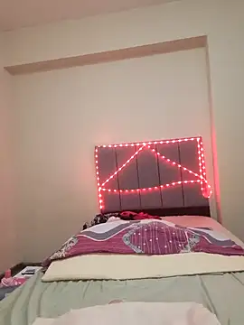 Snapshot of Vickysweeeettt chatting on 03.24.26 Vickysweeeettt online show from 03.24.26