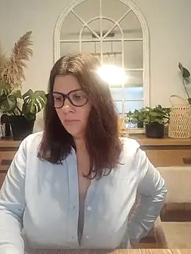 Aambre95Esexy online show from 10.17.25