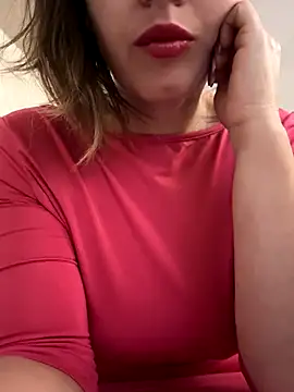 Snapshot of ladywithbigass chatting on 09.30.25 ladywithbigass online show from 09.30.25