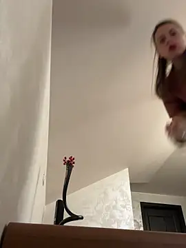 Snapshot of ladywithbigass chatting on 11.17.25 ladywithbigass online show from 11.17.25