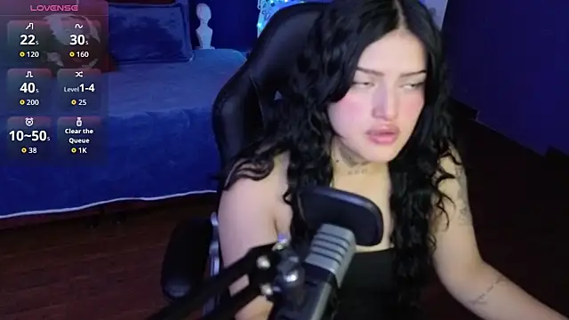 sari belle online show from 12.22.25