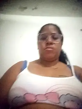 Snapshot of Big_ass_submissive chatting on 02.01.26 Big ass submissive online show from 02.01.26