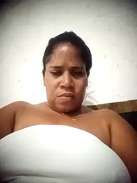 Snapshot of Big_ass_submissive chatting on 02.15.26 Big ass submissive online show from 02.15.26