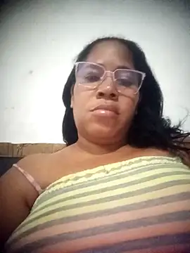 Snapshot of Big_ass_submissive chatting on 02.21.26 Big ass submissive online show from 02.21.26