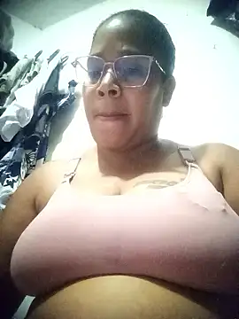 Snapshot of Big_ass_submissive chatting on 03.04.26 Big ass submissive online show from 03.04.26