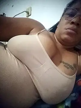 Snapshot of Big_ass_submissive chatting on 03.05.26 Big ass submissive online show from 03.05.26