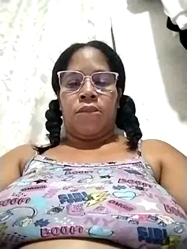 Snapshot of Big_ass_submissive chatting on 03.13.26 Big ass submissive online show from 03.13.26