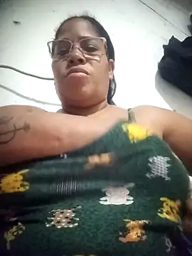 Snapshot of Big_ass_submissive chatting on 03.23.26 Big ass submissive online show from 03.23.26